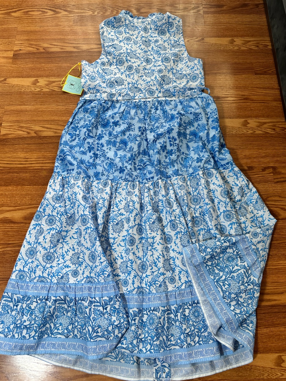 NWT CeCe Blue and White Floral Tiered Maxi Dress with Tie Waist - Picture 8 of 8